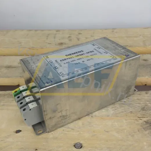 Привод / преобразователь 6SE7021-0ES87-0FB0 Siemens