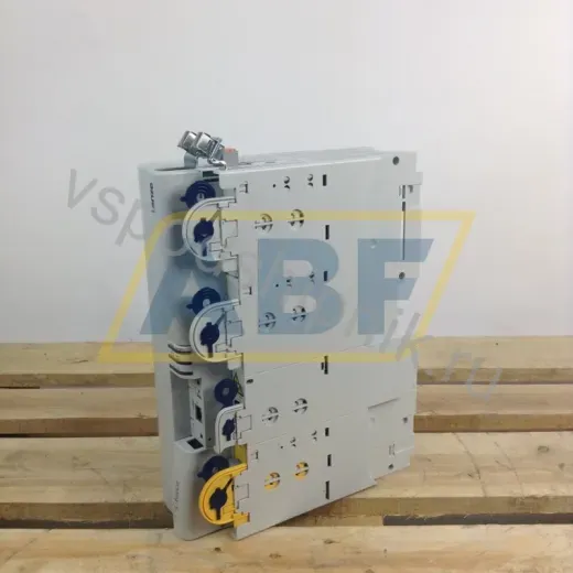 Привод / преобразователь E94ASHE0244B34NNNN Lenze