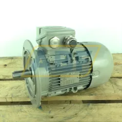 Электродвигатель 1LE1001-1AA42-2FB4-Z Siemens, 3 кВт