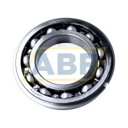 Подшипник шариковый радиальный однорядный 6215NR NSK