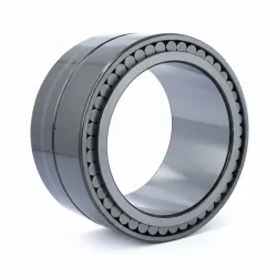 Цилиндрический роликовый подшипник SL15924-A INA