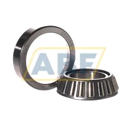 Конический роликовый подшипник однорядный 32209BA SNR